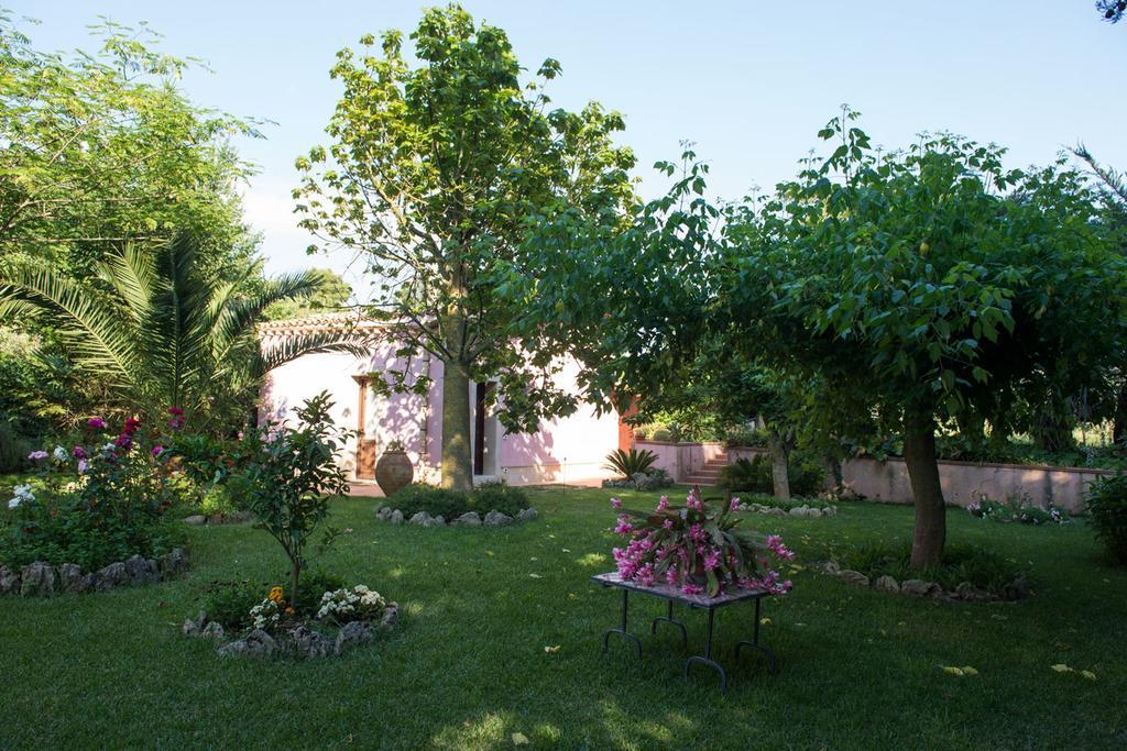 Ai Cipressi Bed and Breakfast Salemi Buitenkant foto